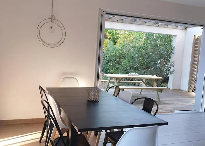 Villa De La 3 Chambres, A 2 Pas De L'ocean *